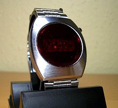 Commodore_Wristwatch_18