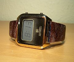Commodore_Wristwatch_25