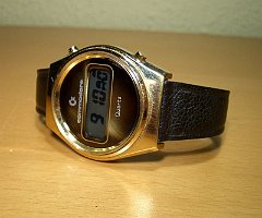 Commodore_Wristwatch_33